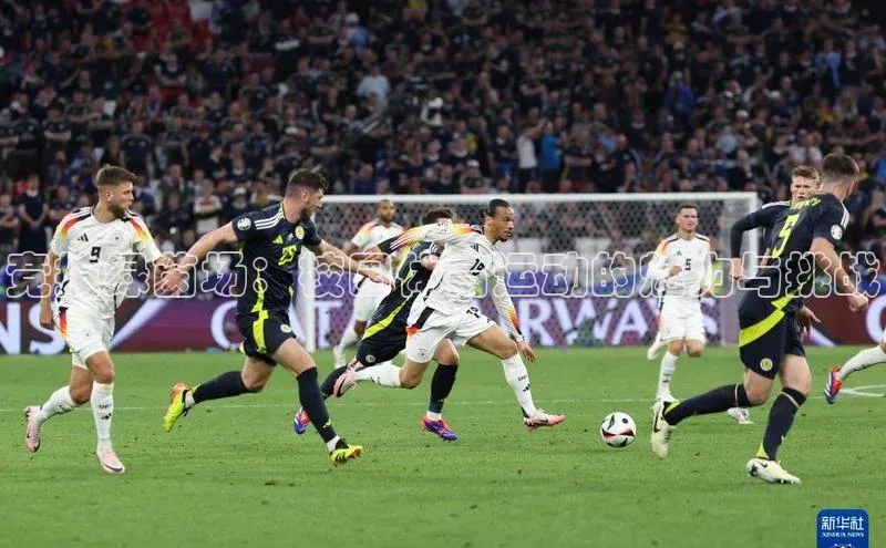 竞技绿茵场：校园体育运动的魅力与挑战